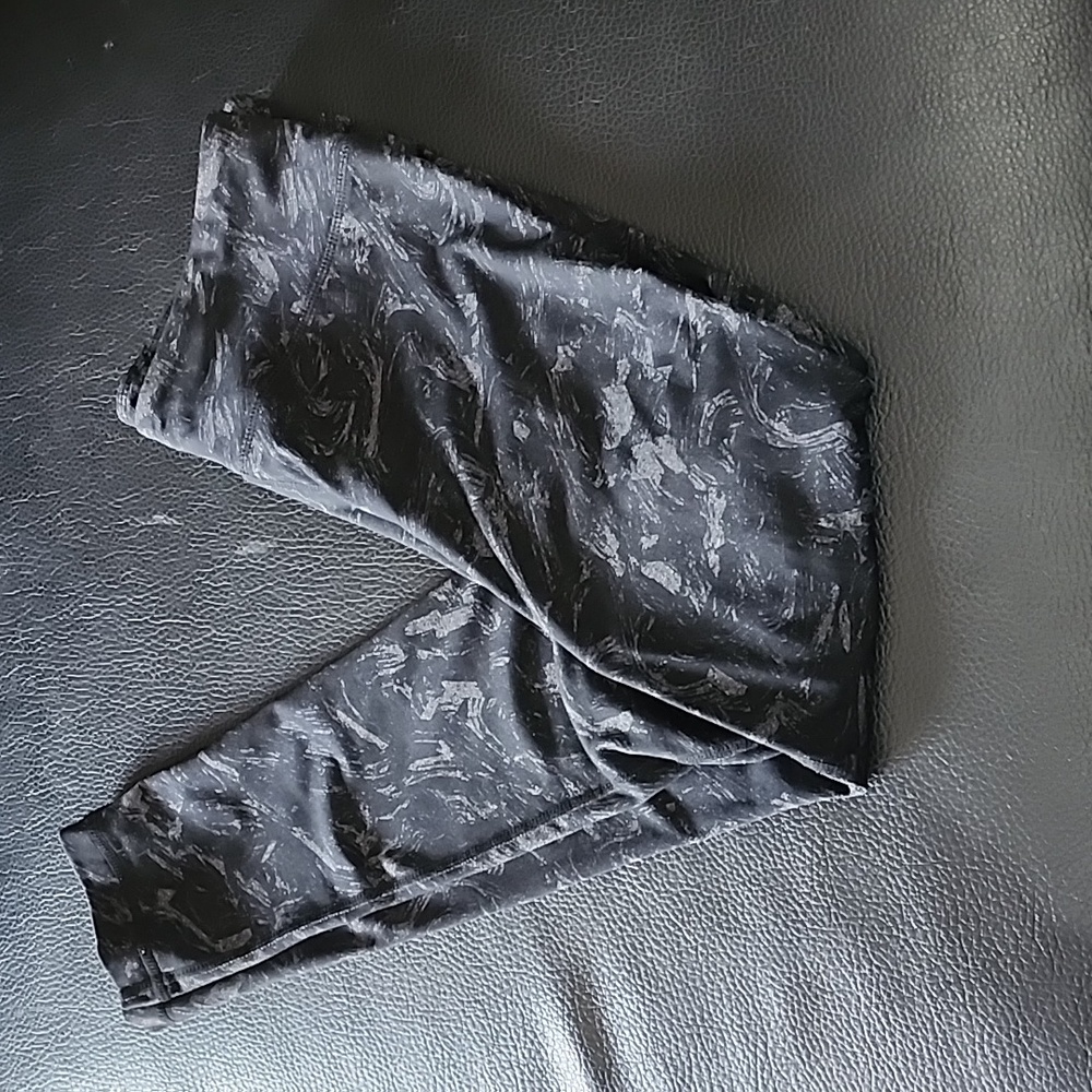 Kirkland Women's Leggings, M